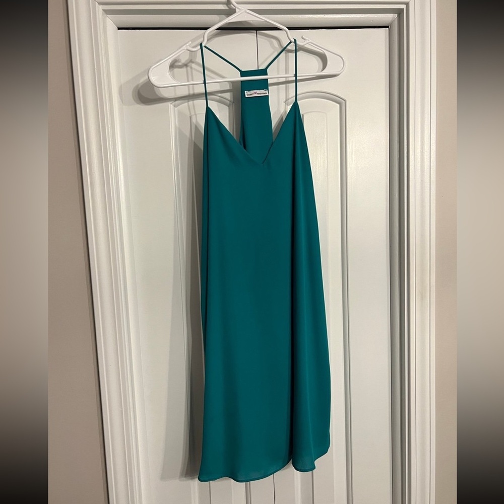 Dress - Picture 4 of 4